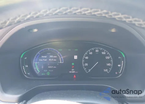 2020 Honda Insight Touring z USA, uszkodzony, nr VIN 19XZE4F91LE003393